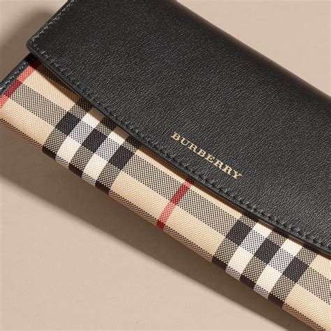 Burberry Wallets For Women .